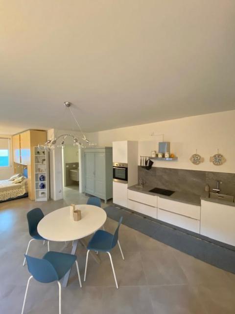 Casa Vacanze Lea Villa Toscolano Maderno Exterior photo